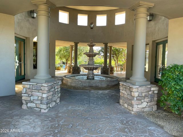 19550 N GRAYHAWK Drive 1017, Scottsdale, AZ 85255