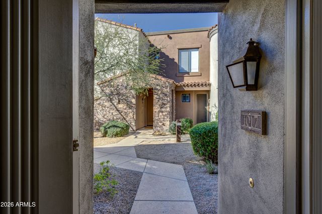 19550 N GRAYHAWK Drive 1017, Scottsdale, AZ 85255