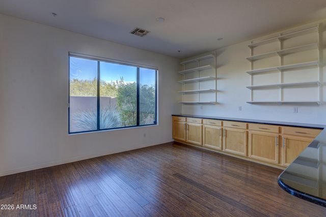 19550 N GRAYHAWK Drive 1017, Scottsdale, AZ 85255