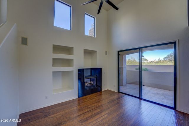 19550 N GRAYHAWK Drive 1017, Scottsdale, AZ 85255