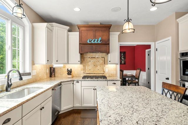 24 Nathan Road, Windham, NH 03087