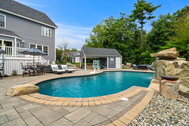 24 Nathan Road, Windham, NH 03087