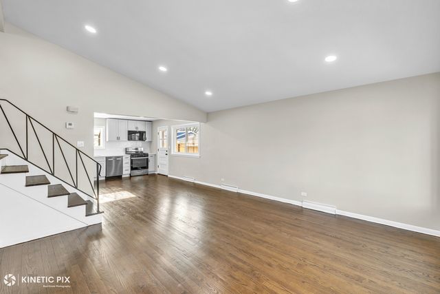 11011 W Roosevelt Road, Westchester, IL 60154