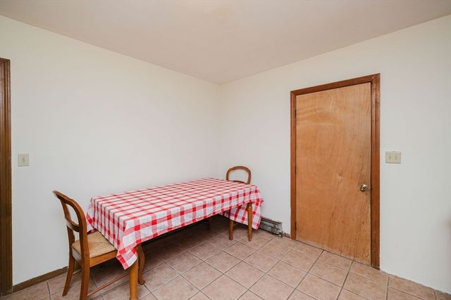 80 Wellesley, Somerset, MA 02726
