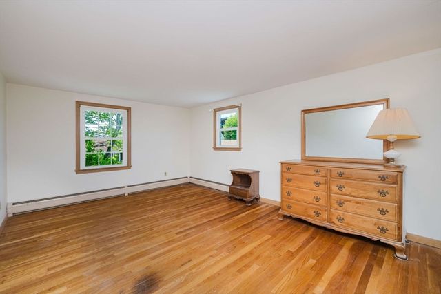 80 Wellesley, Somerset, MA 02726