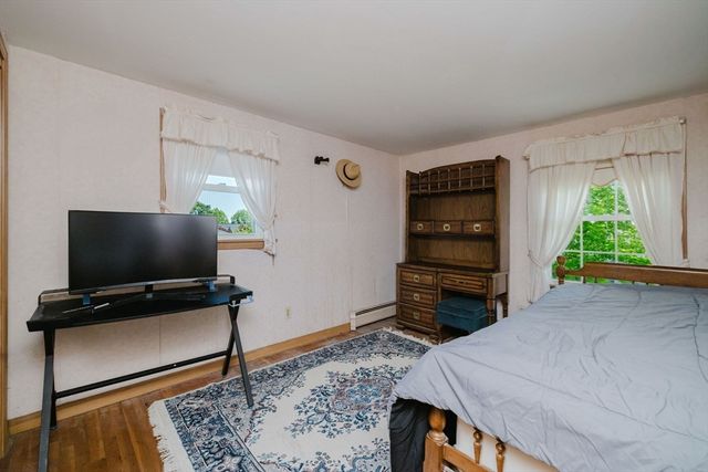 80 Wellesley, Somerset, MA 02726