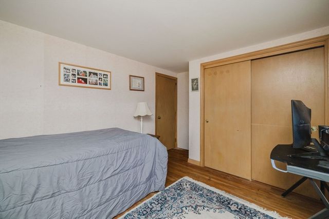 80 Wellesley, Somerset, MA 02726
