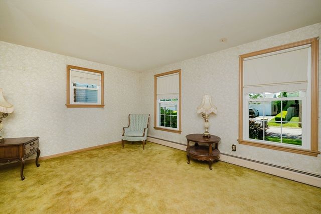 80 Wellesley, Somerset, MA 02726