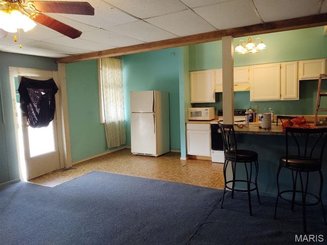 213 N Van Buren Street, New Athens, IL 62264