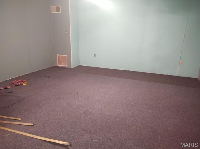 213 N Van Buren Street, New Athens, IL 62264