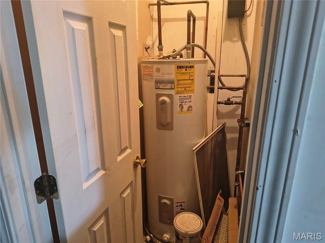 213 N Van Buren Street, New Athens, IL 62264