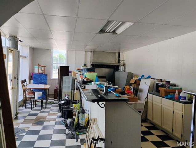 213 N Van Buren Street, New Athens, IL 62264