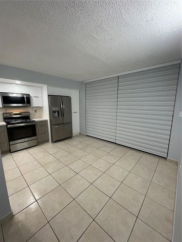 8760 SW 133rd Ave Rd 412, Miami, FL 33183