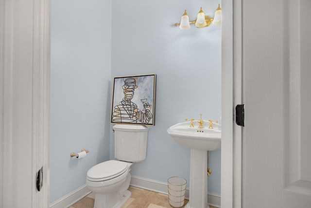 2445 EAGLERIDGE LN, Memphis, TN 38016