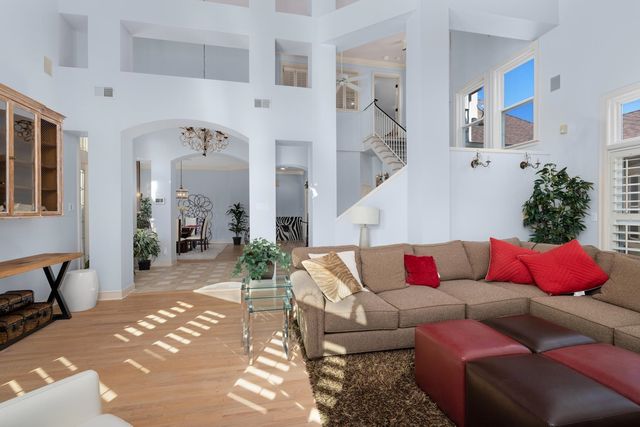 2445 EAGLERIDGE LN, Memphis, TN 38016