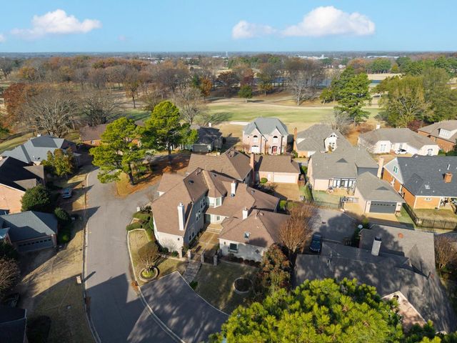 2445 EAGLERIDGE LN, Memphis, TN 38016