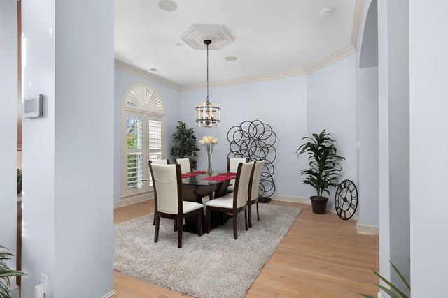 2445 EAGLERIDGE LN, Memphis, TN 38016