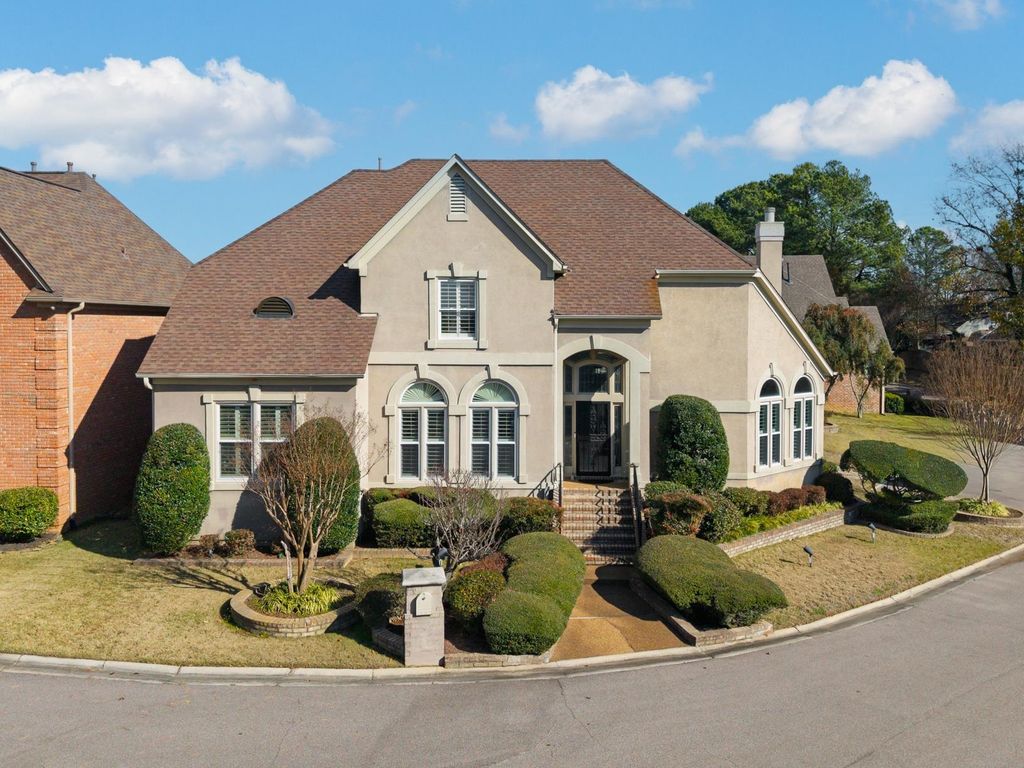 2445 EAGLERIDGE LN, Memphis, TN 38016