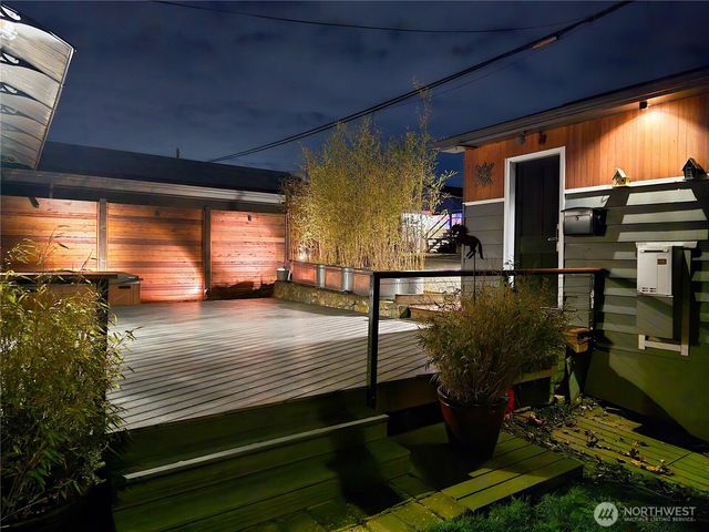 1411 5th Street, Anacortes, WA 98221