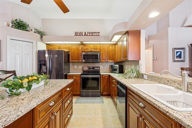 8359 GOLDEN PRAIRIE DRIVE, Tampa, FL 33647