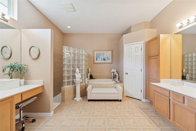 8359 GOLDEN PRAIRIE DRIVE, Tampa, FL 33647