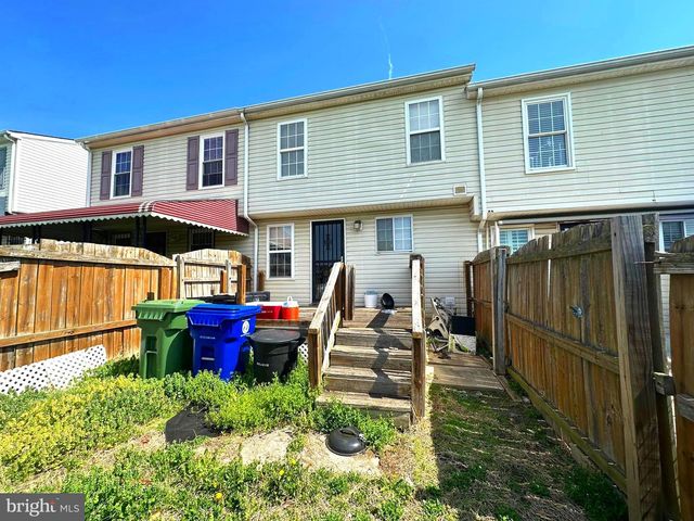 3426 ROUND RD, Baltimore, MD 21225