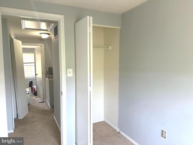 3426 ROUND RD, Baltimore, MD 21225