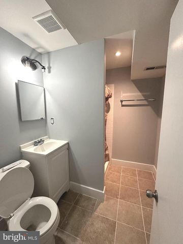 3426 ROUND RD, Baltimore, MD 21225