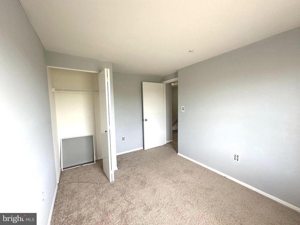 Image 20 of property listing at 3426 ROUND RD, Baltimore, MD 21225