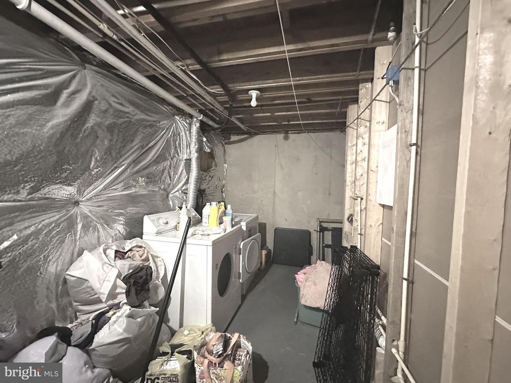 Image 37 of property listing at 3426 ROUND RD, Baltimore, MD 21225