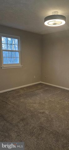 2082 CHAPELSIDE CT, Waldorf, MD 20602