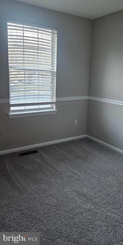 2082 CHAPELSIDE CT, Waldorf, MD 20602