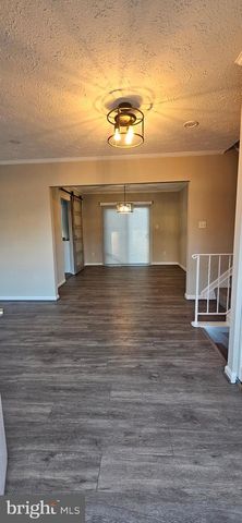 2082 CHAPELSIDE CT, Waldorf, MD 20602