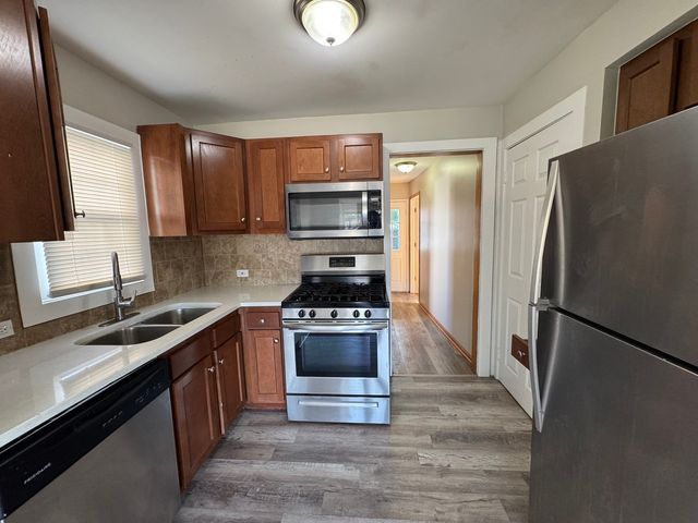 509 E 161st Place, South Holland, IL 60473