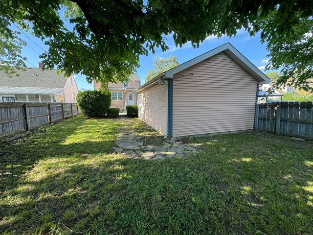 509 E 161st Place, South Holland, IL 60473