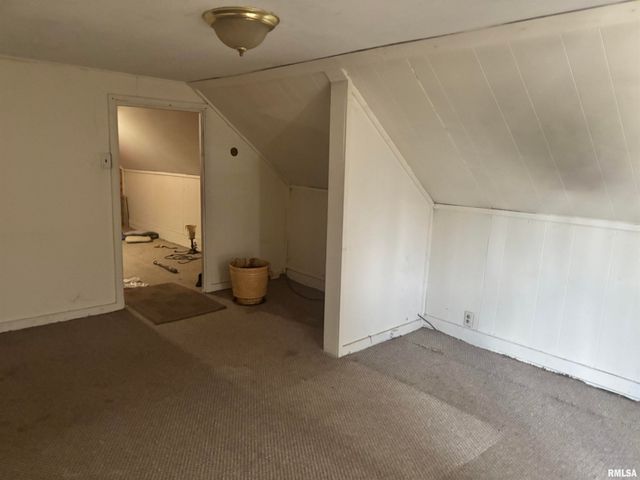 2813 W MARQUETTE Street, Peoria, IL 61605