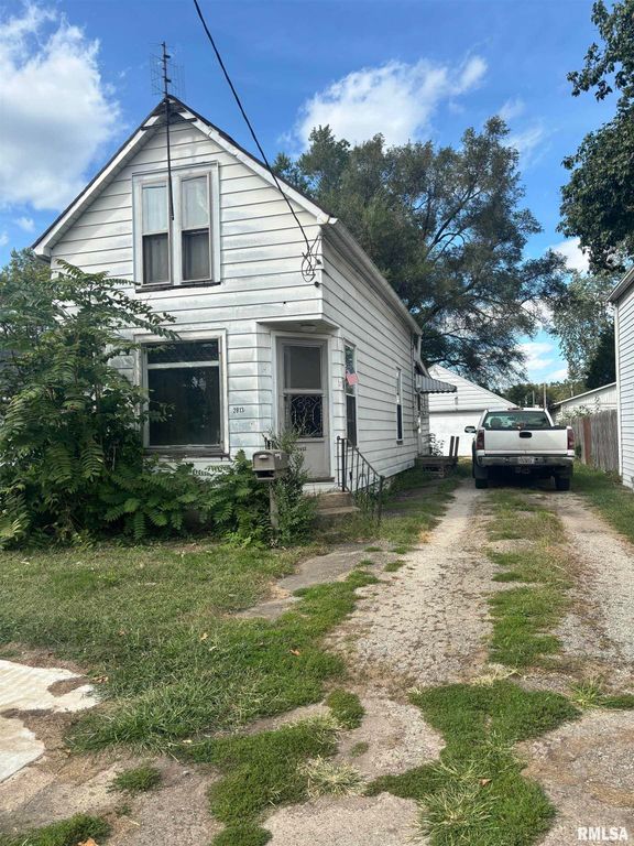 2813 W MARQUETTE Street, Peoria, IL 61605