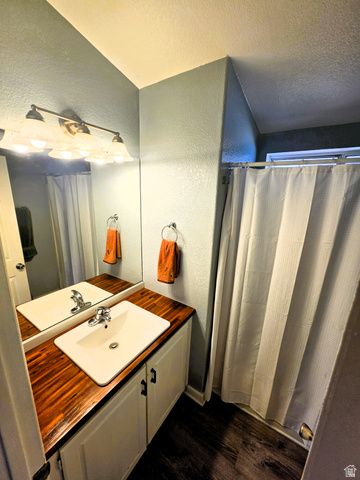 23 N LAKEVIEW DR, Layton, UT 84041