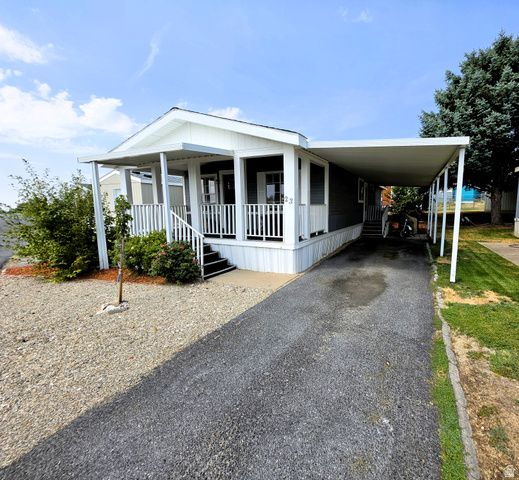 23 N LAKEVIEW DR, Layton, UT 84041