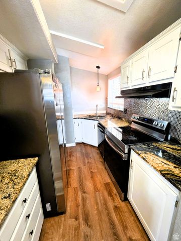 23 N LAKEVIEW DR, Layton, UT 84041