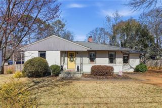 1151 Pinedale SE Drive, Smyrna, GA 30080