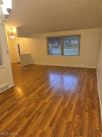 8218 Comet Court, Mentor, OH 44060