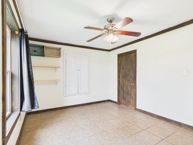 29118 N State Highway 19, Athens, TX 75752