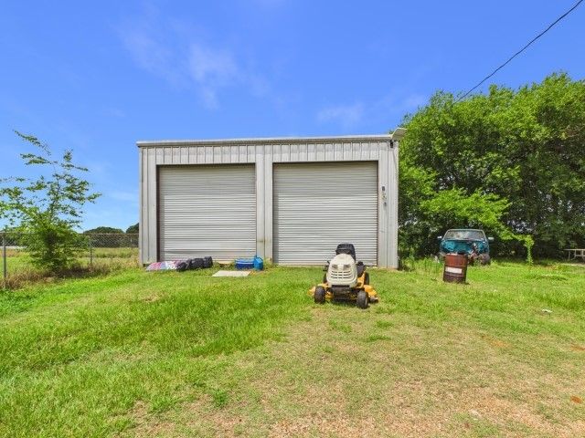 29118 N State Highway 19, Athens, TX 75752