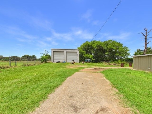 29118 N State Highway 19, Athens, TX 75752