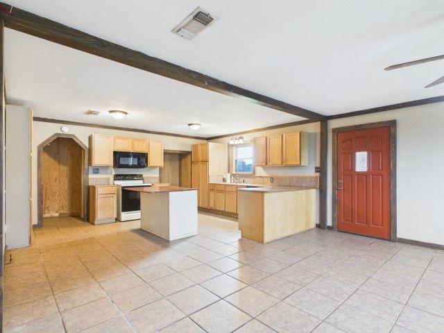 29118 N State Highway 19, Athens, TX 75752