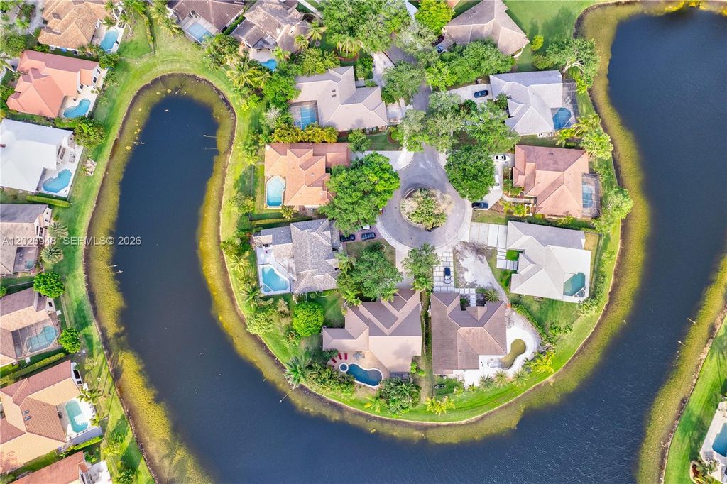 Image 51 of property listing at 1087 Deerwood Ln, Weston, FL 33326