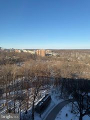 5225 POOKS HILL RD #1804N, Bethesda, MD 20814