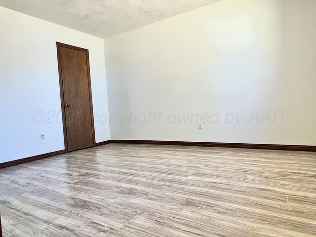 307 CEDAR Avenue, Dumas, TX 79029