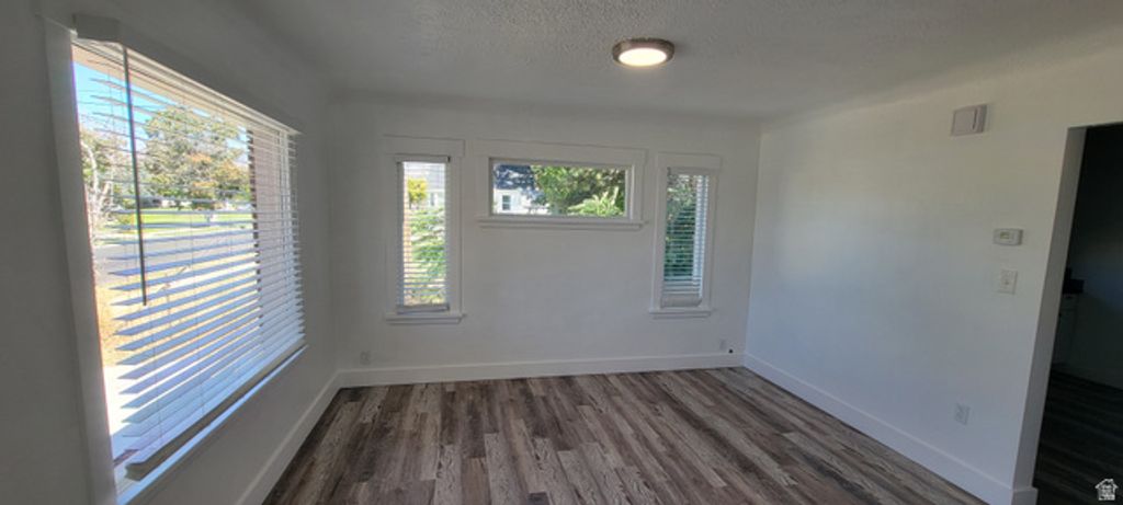 154 E UTAH AVE, Tooele, UT 84074 — photo 5
